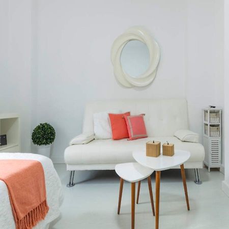 Lovely Studio At The City Heart! Málaga Kültér fotó